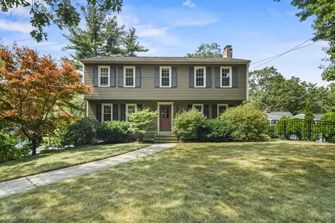 60 Davis St, Northborough, MA 01532