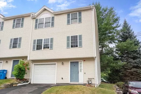 995 Trapelo Rd #1, Waltham, MA 02452