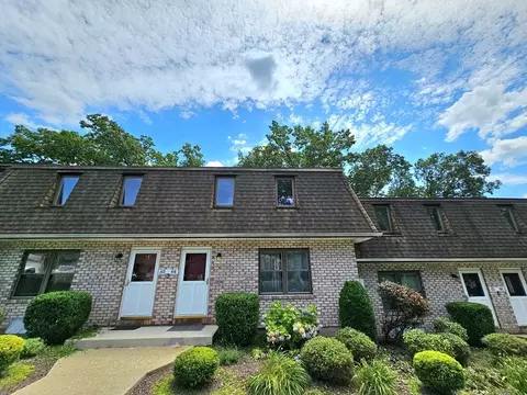 64 Granby Hts #64, Granby, MA 01033