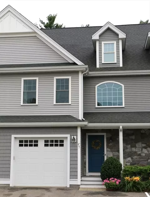 1 Roseland St #C7, Foxboro, MA 02035