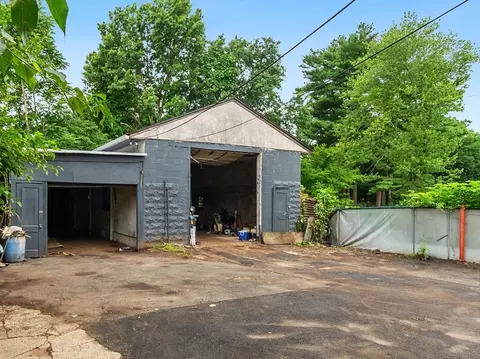 234 Allen St, Springfield, MA 01108 photo 10