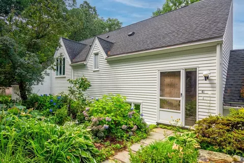 41 Todd Pond Rd #41, Lincoln, MA 01773