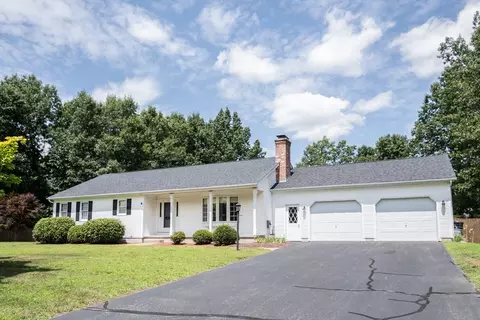 35 Kane Brothers Cir, Westfield, MA 01085