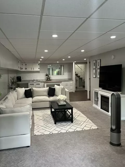 263 Sterling Rd, Lancaster, MA 01523 photo 26