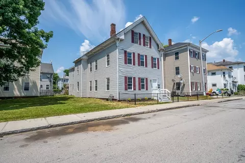 23 Colton St, Worcester, MA 01610