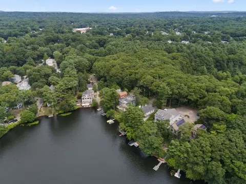 75 Russell Rd, Wellesley, MA 02482 photo 27
