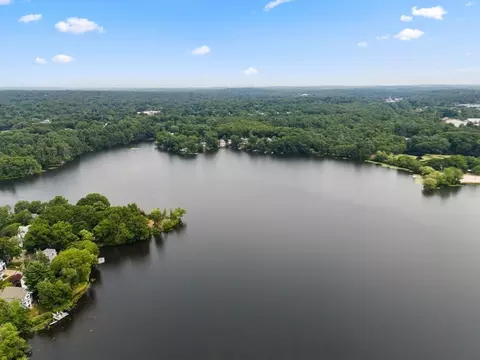 75 Russell Rd, Wellesley, MA 02482 photo 23