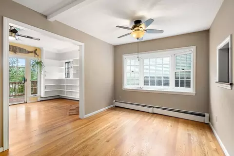75 Russell Rd, Wellesley, MA 02482 photo 12