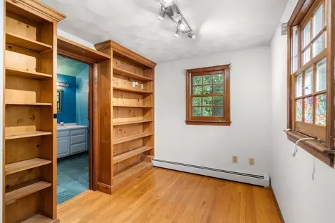 75 Russell Rd, Wellesley, MA 02482 photo 15