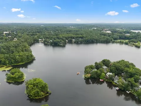 75 Russell Rd, Wellesley, MA 02482 photo 22