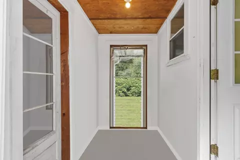 38 Western Ave, Athol, MA 01331 photo 13