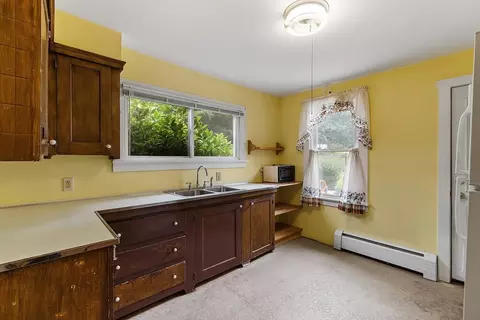 38 Western Ave, Athol, MA 01331 photo 5