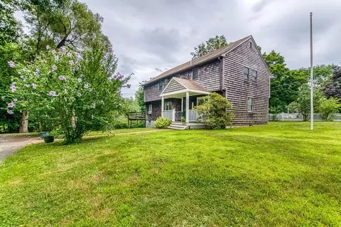 1134 High St, Westwood, MA 02090