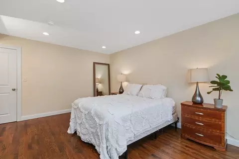 Bedroom - 141 Ash St #1, Waltham, MA 02453 photo 3 of 3