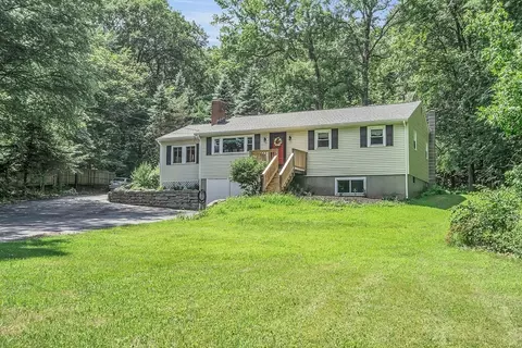 77 Chase Rd, Lunenburg, MA 01462