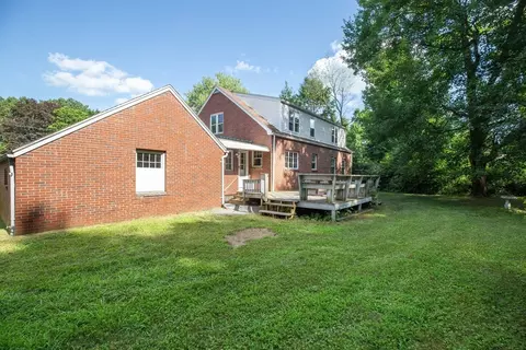 1882 Parker St, Springfield, MA 01128 photo 36