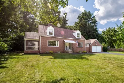 1882 Parker St, Springfield, MA 01128