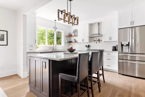 94 Sachem, Needham, MA 02494 photo 6