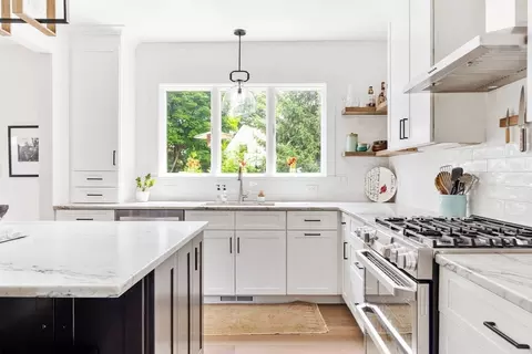 94 Sachem, Needham, MA 02494 photo 7