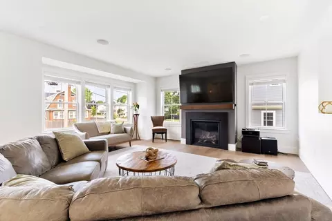 94 Sachem, Needham, MA 02494 photo 11
