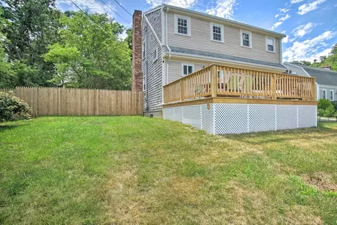 53 Vinebrook Rd, Plymouth, MA 02360