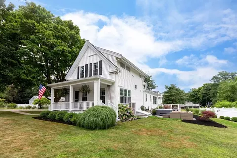 50 Olmsted Ter, Plymouth, MA 02360