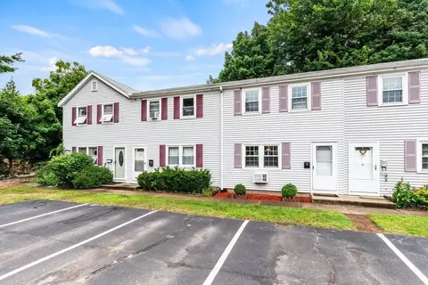 10 Freeman St #3, North Attleborough, MA 02763