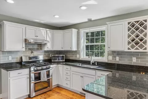 Kitchen - 52 Cart Path Rd, Dracut, MA 01826 photo 3 of 4