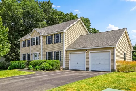 Exterior - 52 Cart Path Rd, Dracut, MA 01826 photo 4 of 7