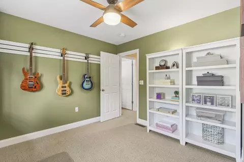 Bedroom - 52 Cart Path Rd, Dracut, MA 01826 photo 7 of 7