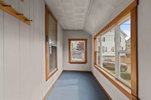 Exterior - 18 Harold Ave, Gloucester, MA 01930 photo 2 of 5
