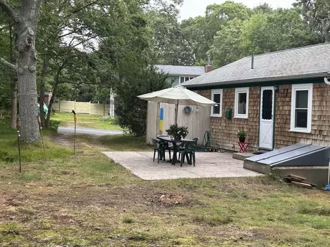 47 Priscilla St, Centerville, MA 02632 photo 8