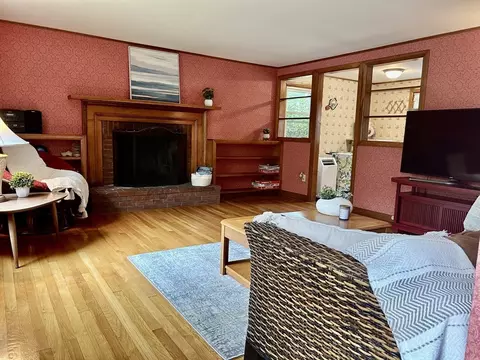47 Priscilla St, Centerville, MA 02632 photo 3