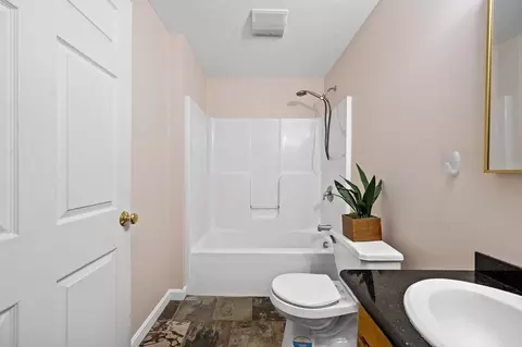 1 Hatfield St #3, Worcester, MA 01604 photo 16