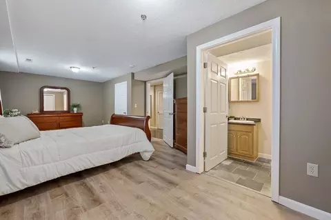 1 Hatfield St #3, Worcester, MA 01604 photo 15