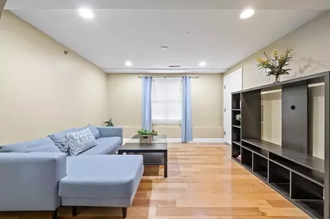1 Hatfield St #3, Worcester, MA 01604 photo 6