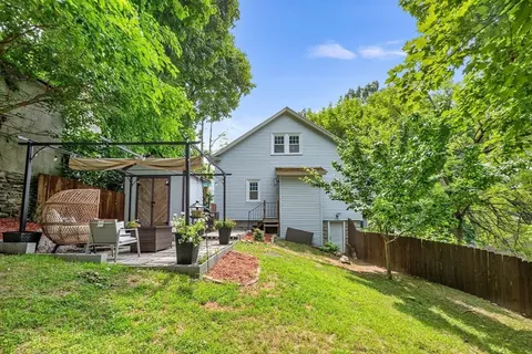 18 Hastings Ave, Worcester, MA 01606