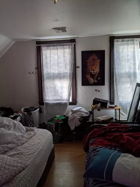 Bedroom - 25 Florence St, Worcester, MA 01610 photo 3 of 3
