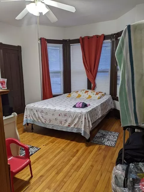 Bedroom - 25 Florence St, Worcester, MA 01610 photo 1 of 3