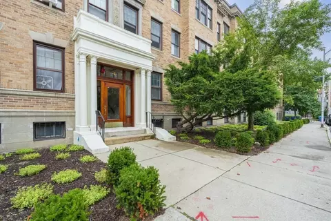 4 Crawford St #5, Cambridge, MA 02139