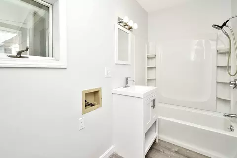 Bath - 12 Cleveland Ave, Everett, MA 02149 photo 2 of 2