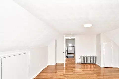 Bedroom - 12 Cleveland Ave, Everett, MA 02149 photo 9 of 11
