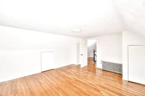 Bedroom - 12 Cleveland Ave, Everett, MA 02149 photo 8 of 11