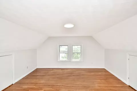 Bedroom - 12 Cleveland Ave, Everett, MA 02149 photo 10 of 11
