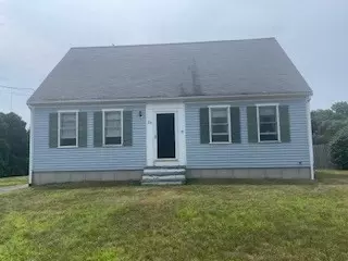 20 Studley St, Fairhaven, MA 02719