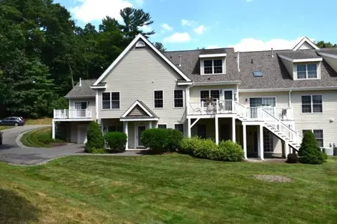 608 Alyssa Dr #608, Groveland, MA 01834