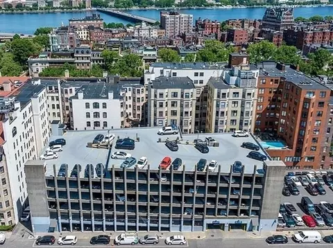425 Newbury St #186, Boston, MA 02115