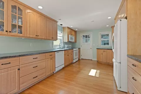 99 Ames St, Dedham, MA 02026 photo 13