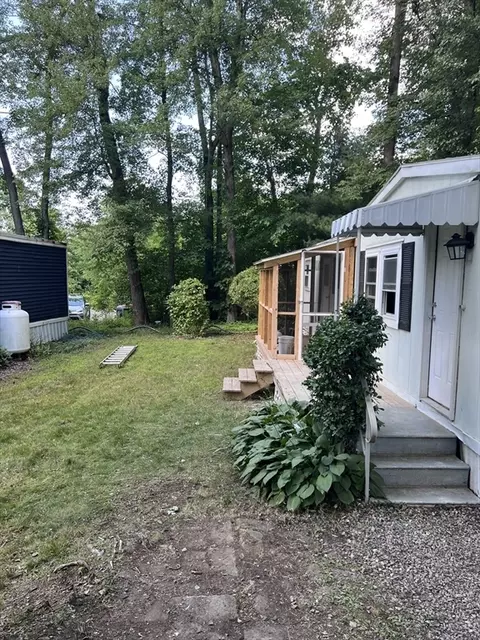 1032 N Main St #5, Killingly, CT 06241 photo 2