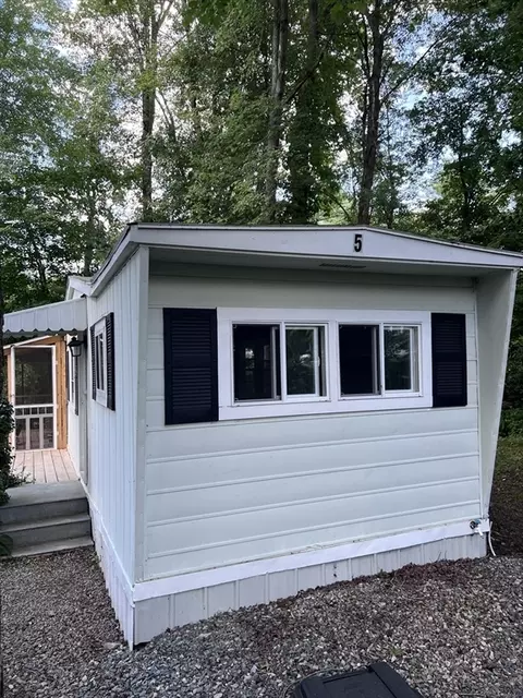1032 N Main St #5, Killingly, CT 06241 photo 3
